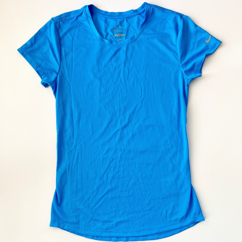 💋 NIKE Dri-Fit T Shirt